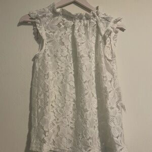 Elegant White Lace Sleeveless Top